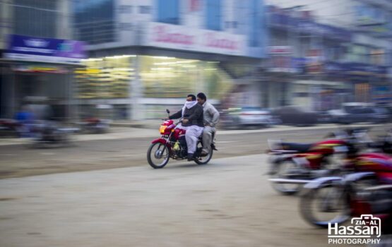 Motion-Blur-Of-A-Motorcycle-On-Road-1