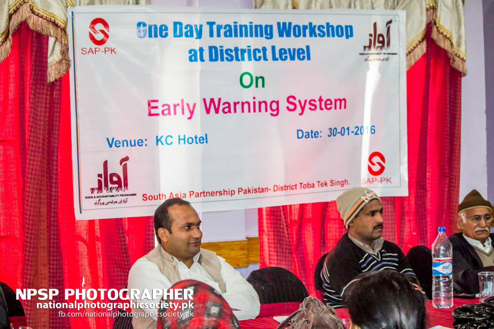Early Warning System Workshop By Awaz In Toba Tek Singh-43