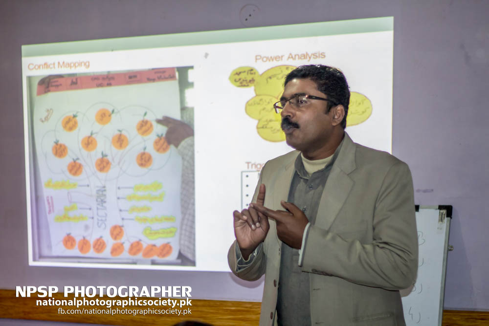 Early Warning System Workshop By Awaz In Toba Tek Singh-70