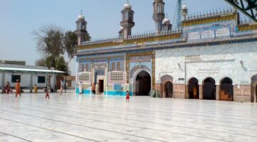 Beautiful-View-Of-Darbar-Hazrat-Sultan-Bahoo