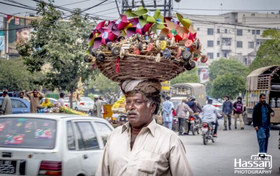 10-Nov-2015-Photo-Walk-Photos-Organized-By-Thaap-In-Lahore-Canon-8