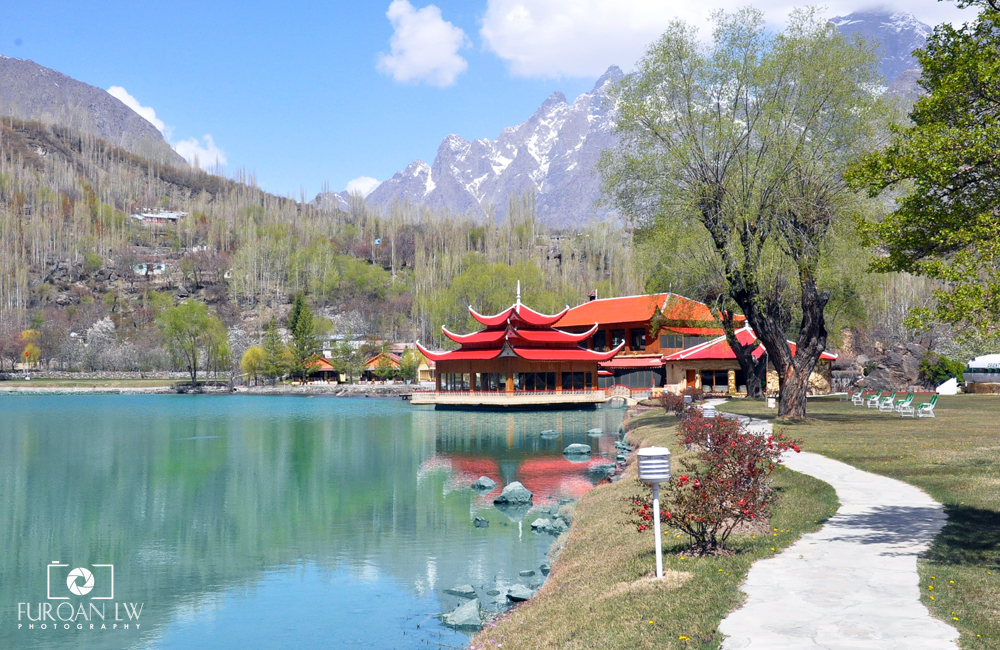 2-Shangrila-Lake-Skardu